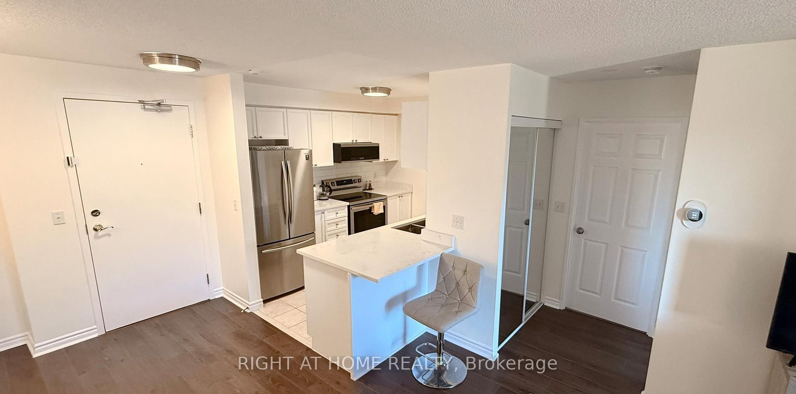 2300 Parkhaven Boulevard • #308 • Oakville, ON photo 5