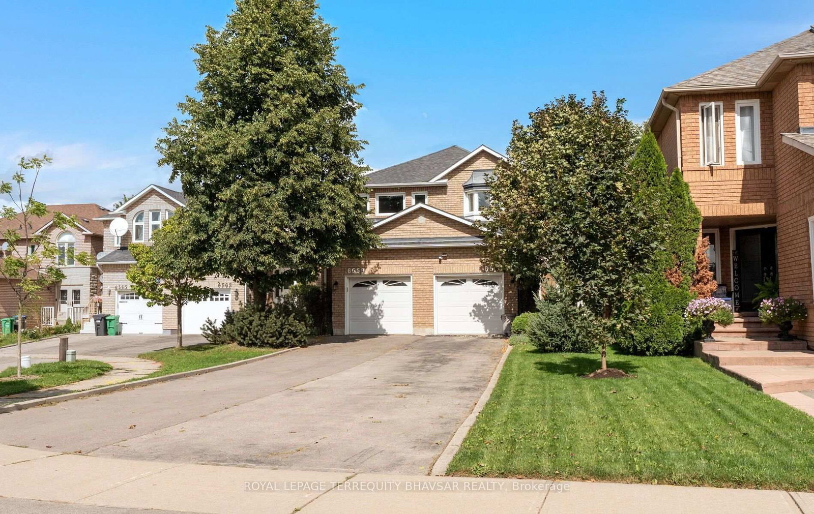 6559 Sapling Trail • Mississauga, ON photo 3