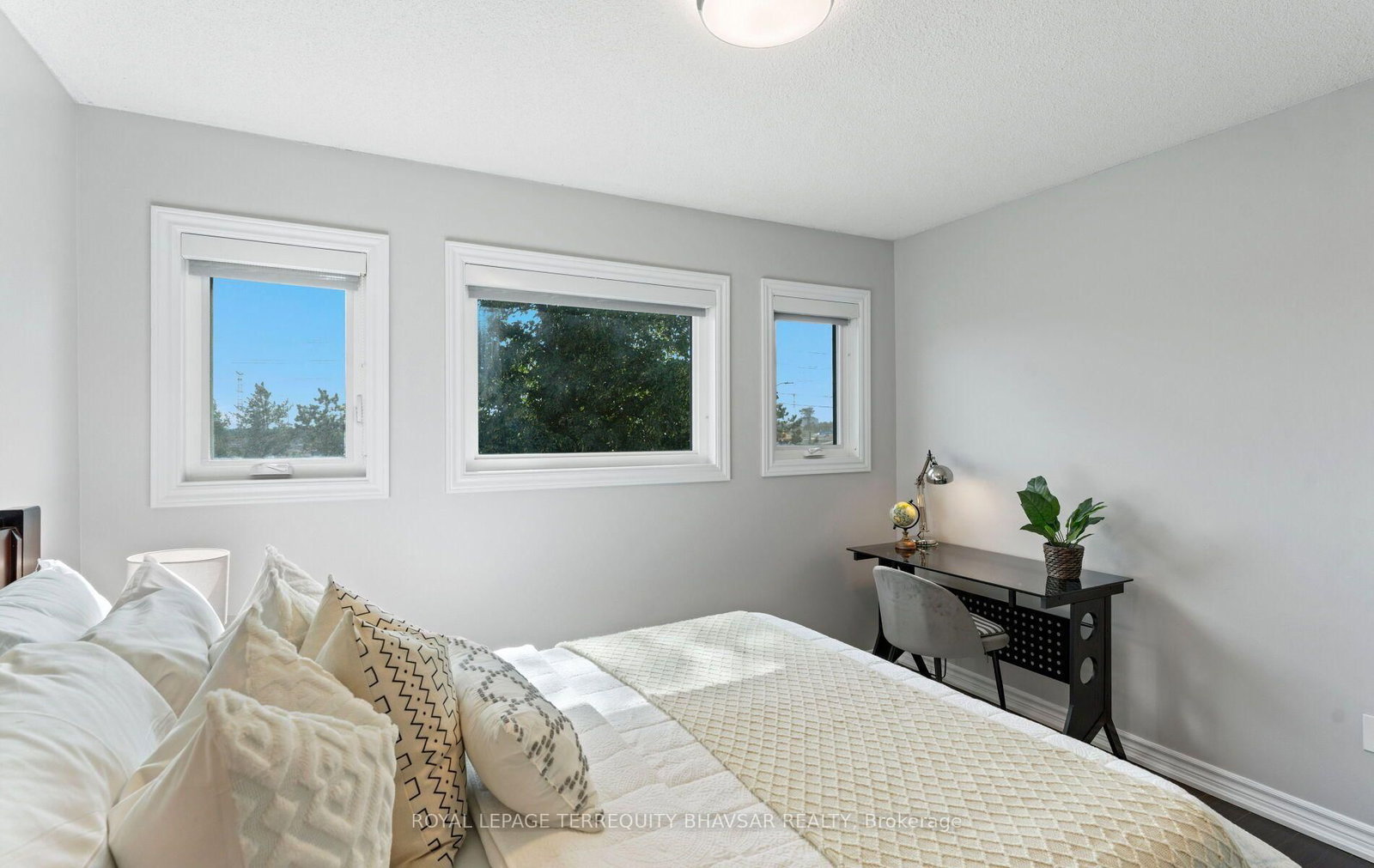 6559 Sapling Trail • Mississauga, ON photo 32