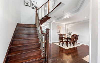 6559 Sapling Trail • Mississauga, ON photo 8