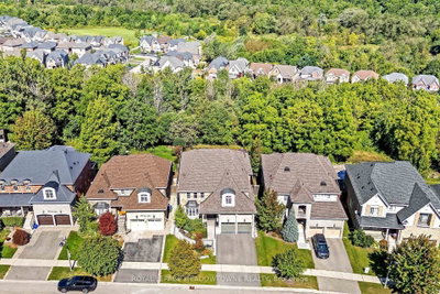 288 Eaton Street • Halton Hills, ON photo 2