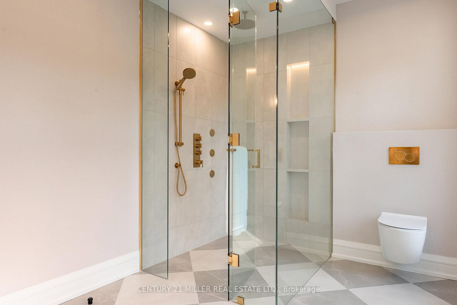 61 Highland Road • Oakville, ON photo 22