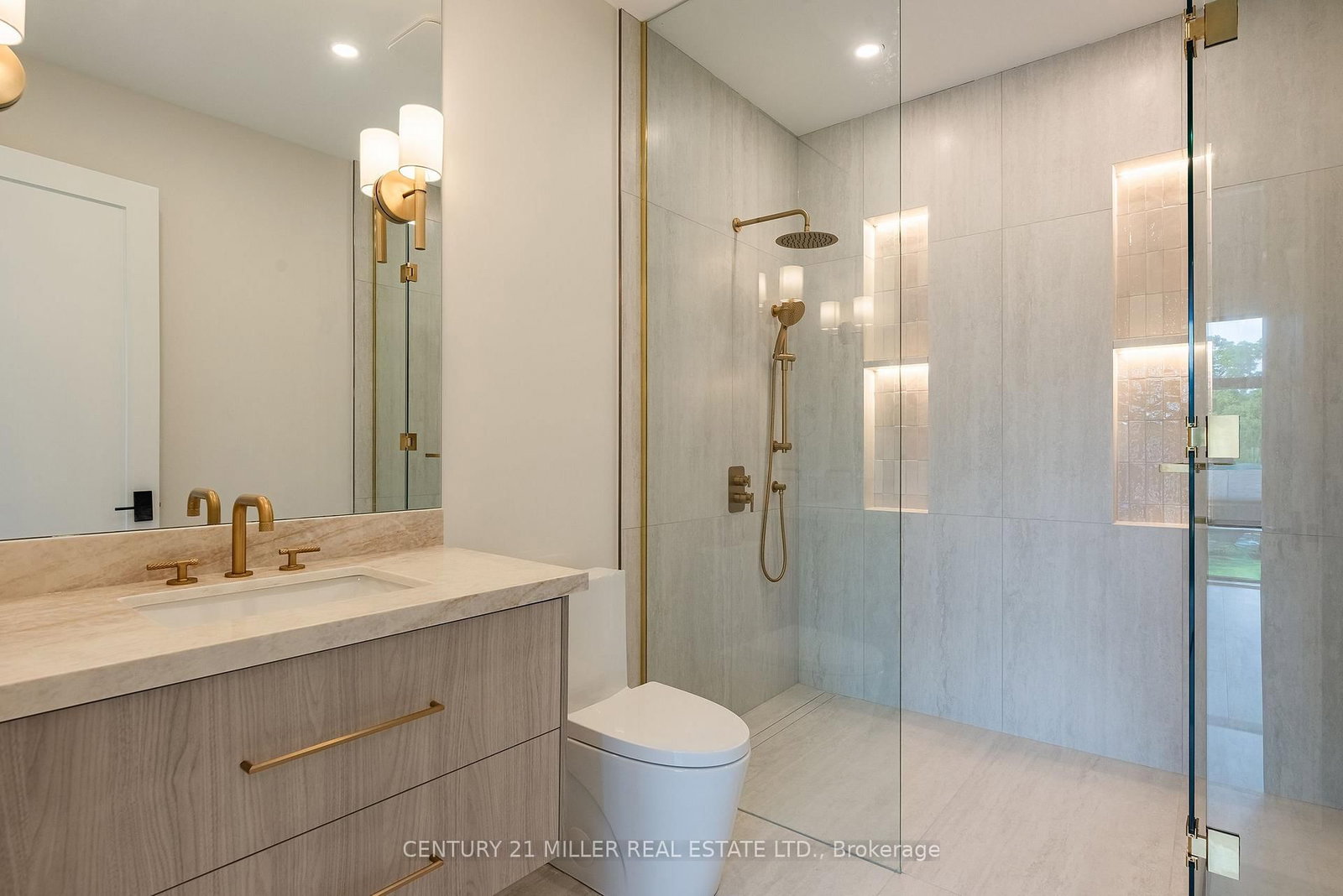 61 Highland Road • Oakville, ON photo 27