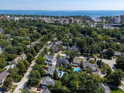 61 Highland Road • Oakville, ON photo 3