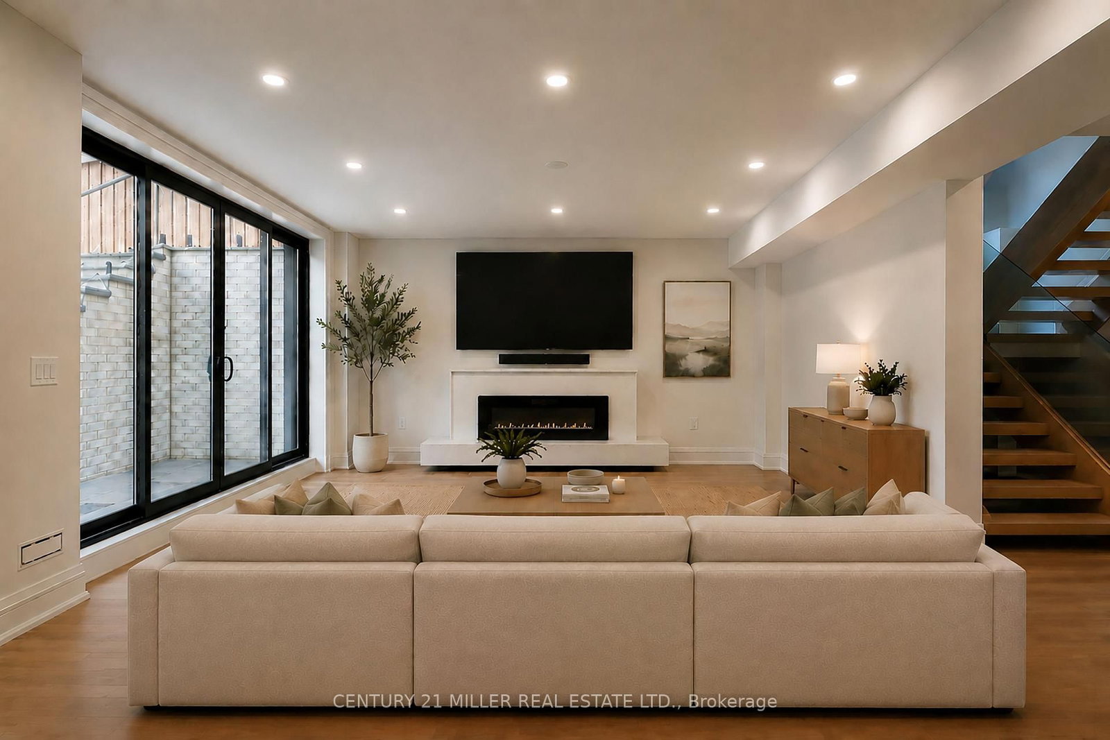 61 Highland Road • Oakville, ON photo 31