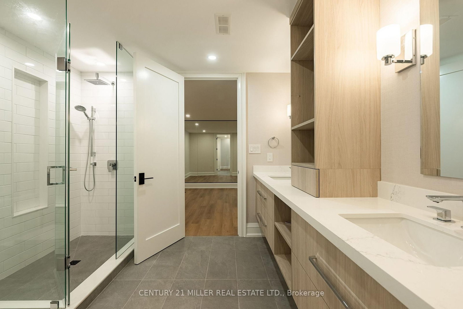 61 Highland Road • Oakville, ON photo 35