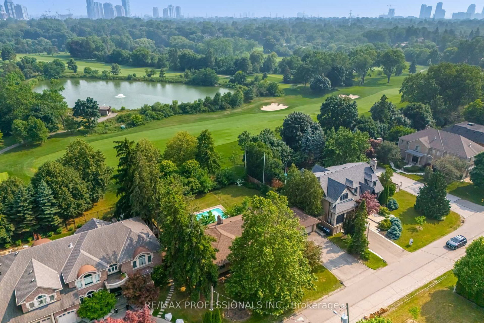 55 Bywood Drive • Toronto, ON photo 4