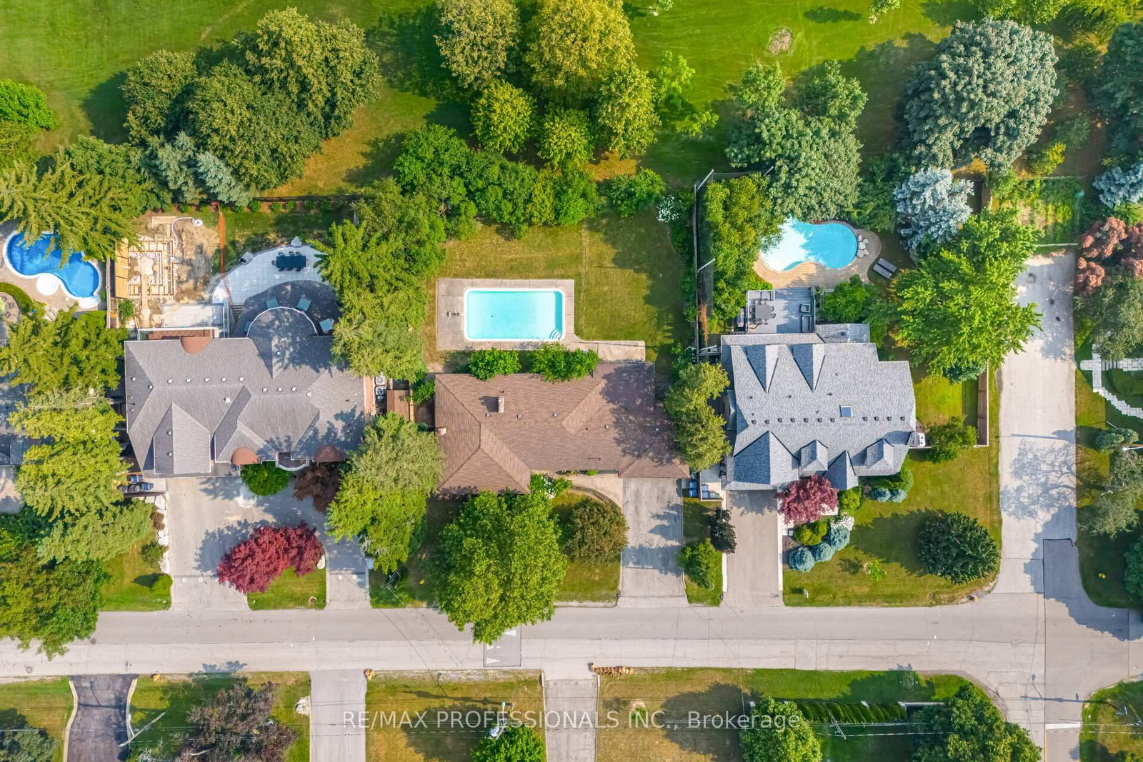 55 Bywood Drive • Toronto, ON photo 5