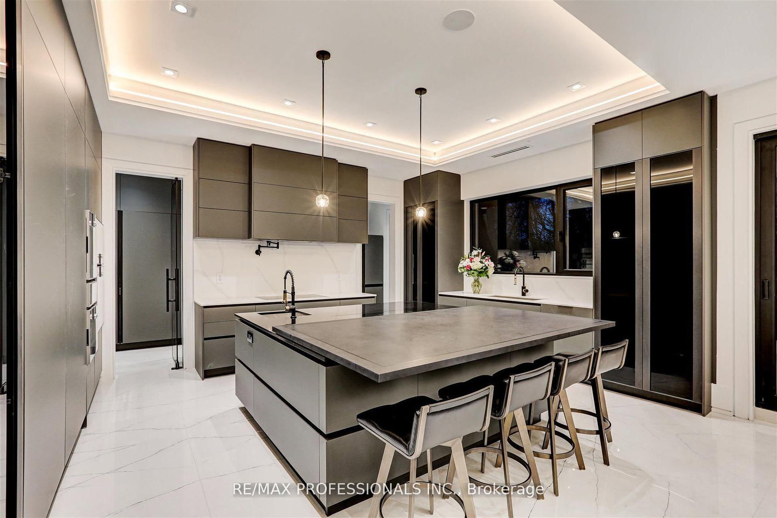 91 Valecrest Drive • Toronto, ON photo 12