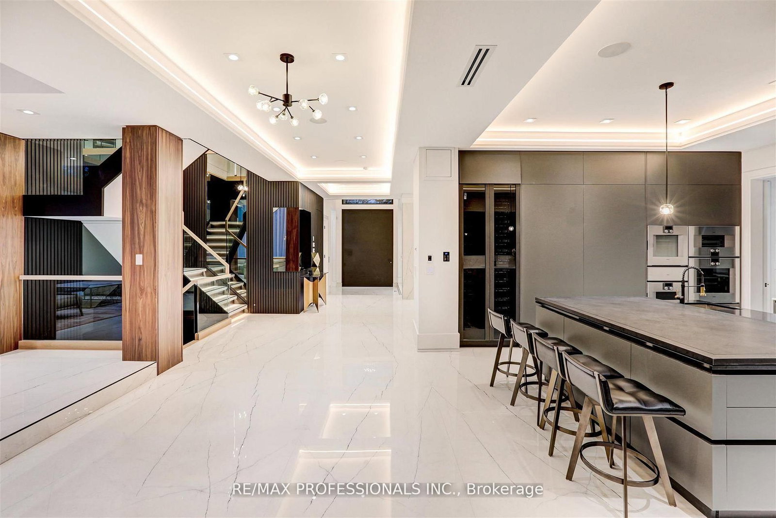 91 Valecrest Drive • Toronto, ON photo 13