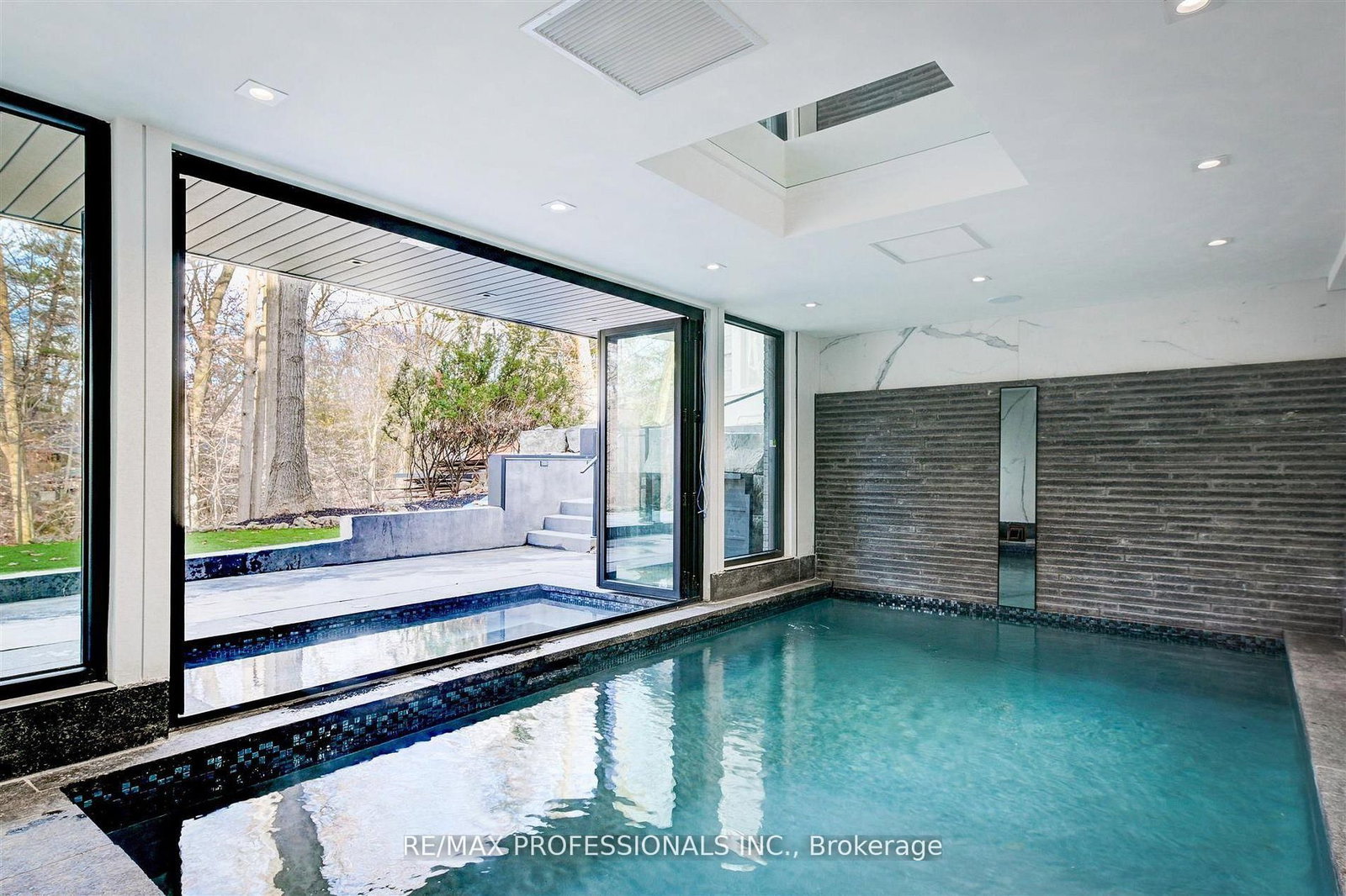 91 Valecrest Drive • Toronto, ON photo 34