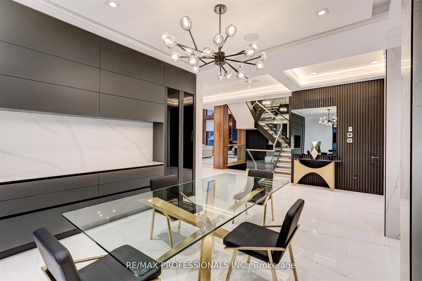 91 Valecrest Drive • Toronto, ON photo 9