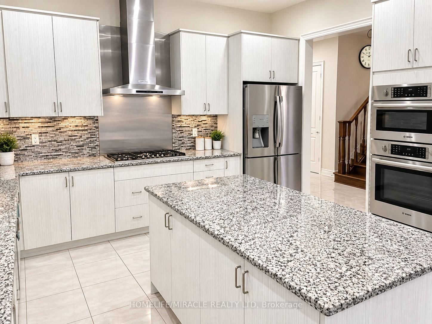 11 Hertonia Street • Brampton, ON photo 4