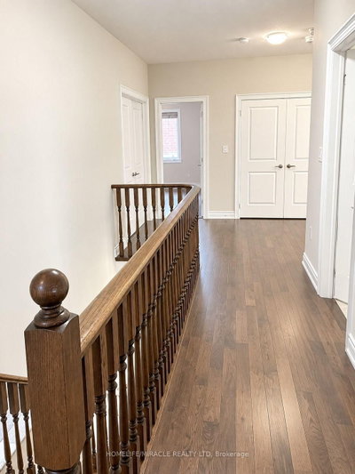 11 Hertonia Street • Brampton, ON photo 6