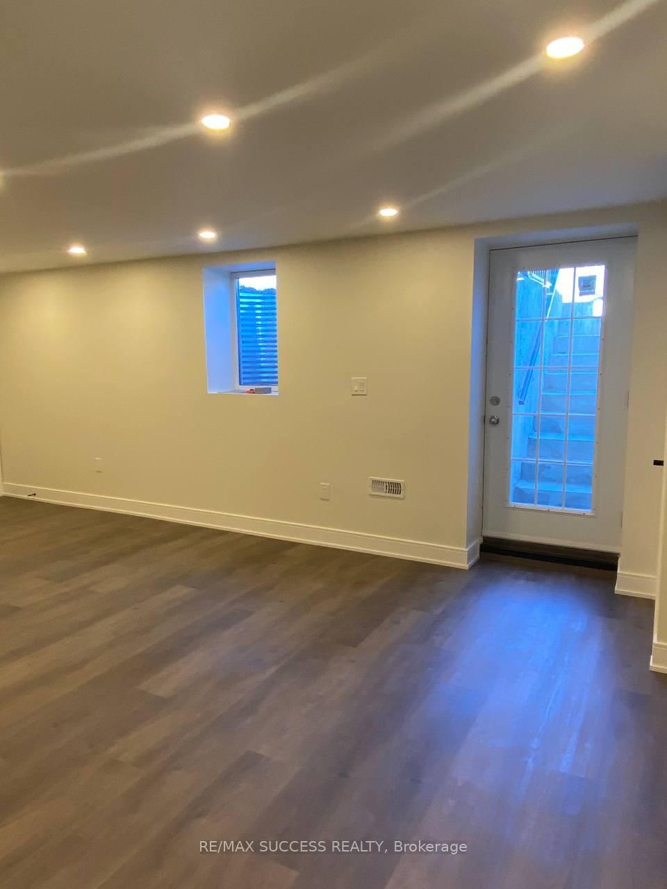 566 Yates Milton,ON L9T 6Z4 — Photo 17
