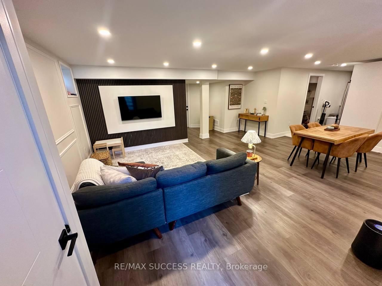Lower unit - 566 Yates Drive, Milton 2