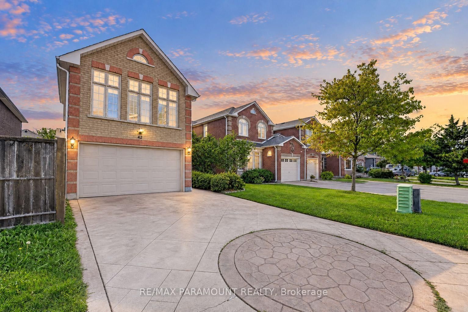 42 Ripley Crescent • Brampton, ON photo 3