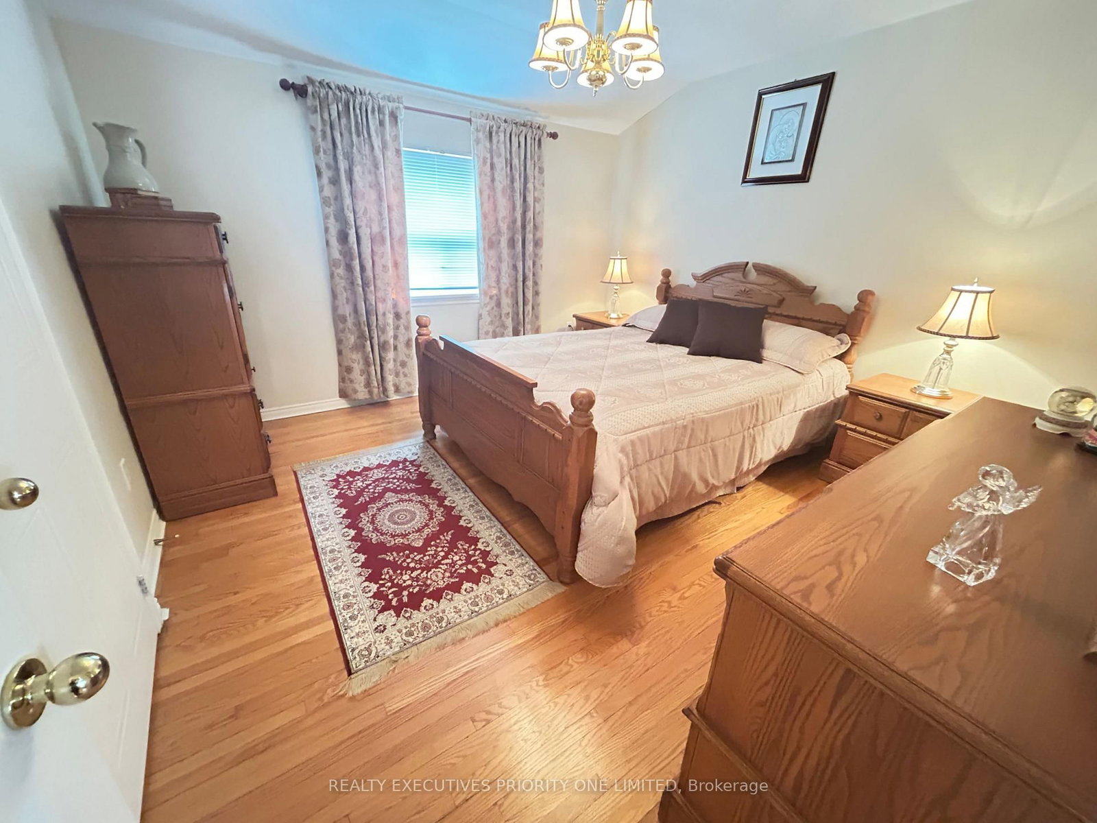 224 Caledonia Road • Toronto, ON photo 8