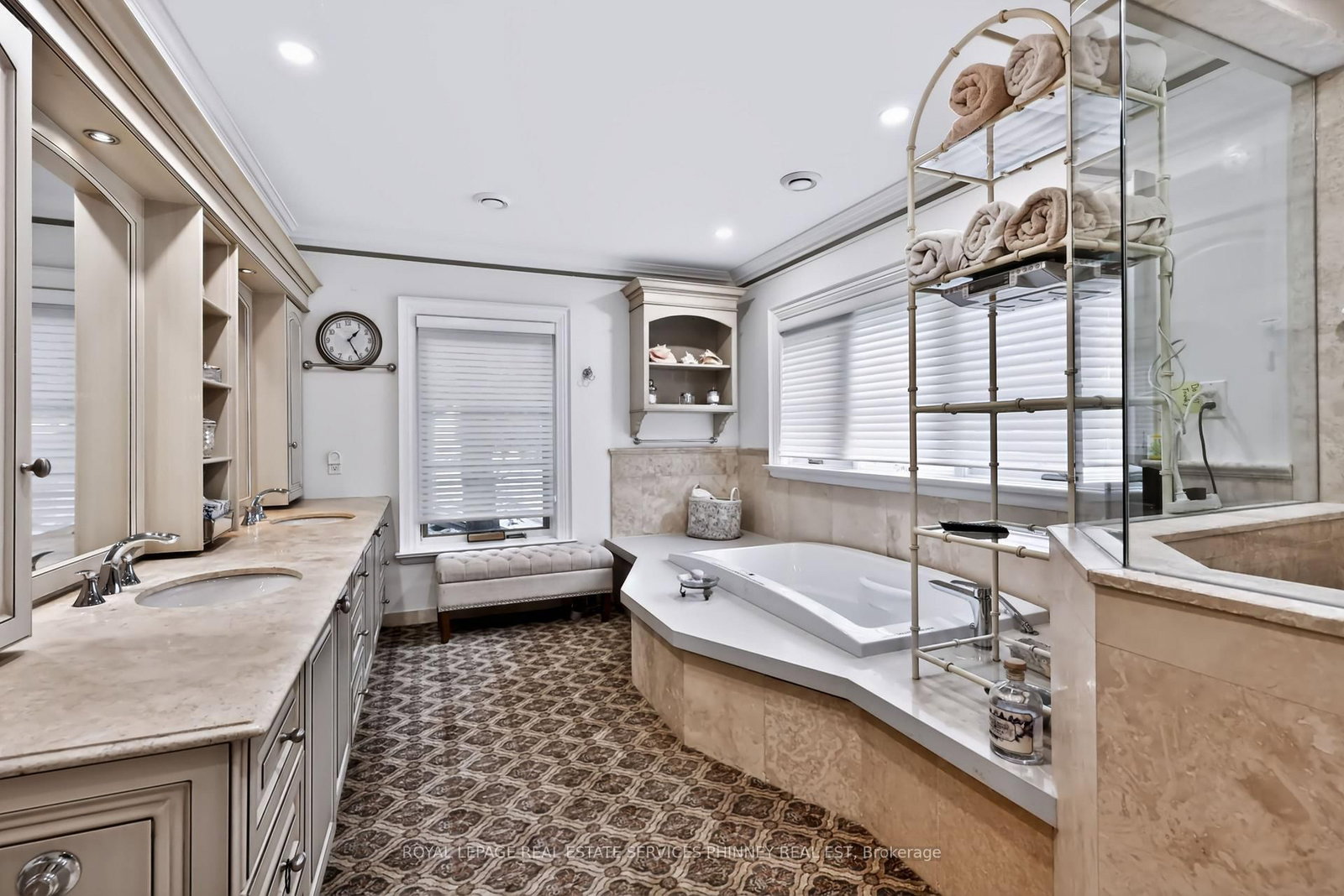 541 Arrowhead Road • Mississauga, ON photo 23