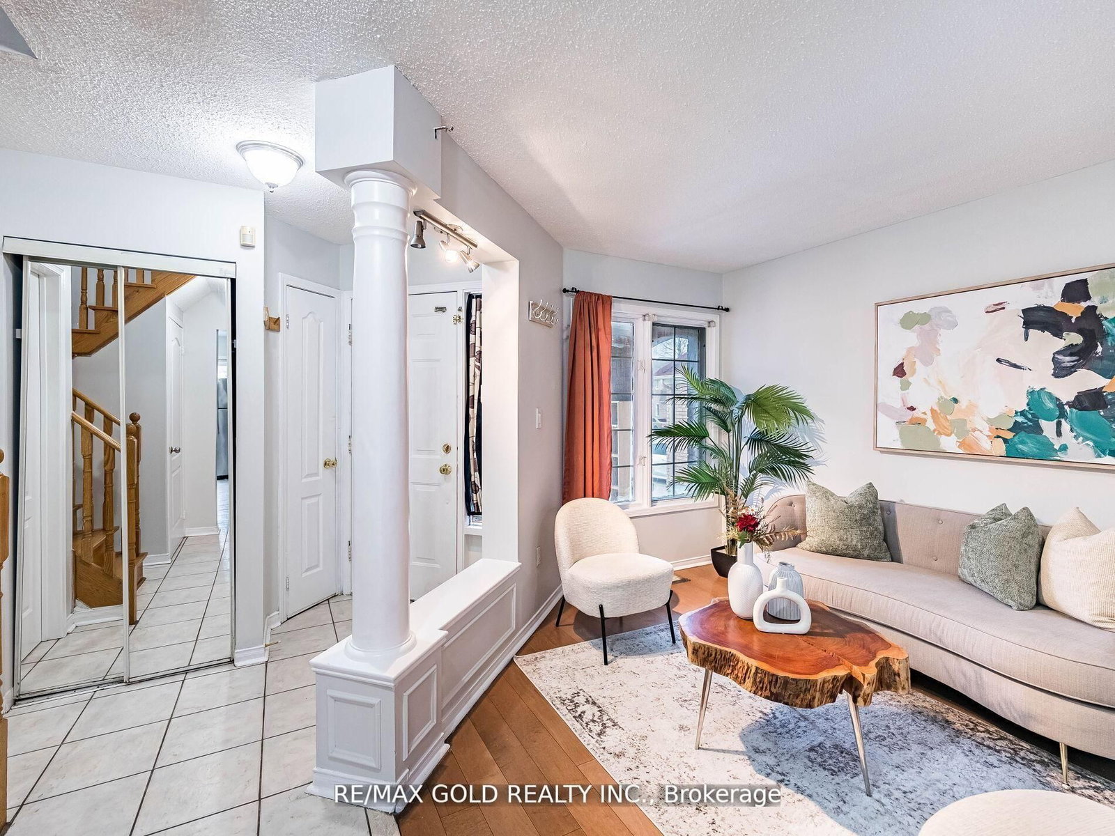 33 Fiddleneck Crescent • Brampton, ON photo 4