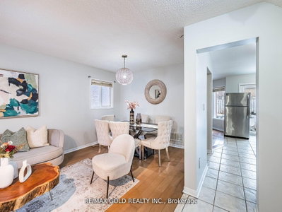 33 Fiddleneck Crescent • Brampton, ON photo 6