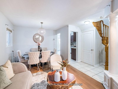 33 Fiddleneck Crescent • Brampton, ON photo 7