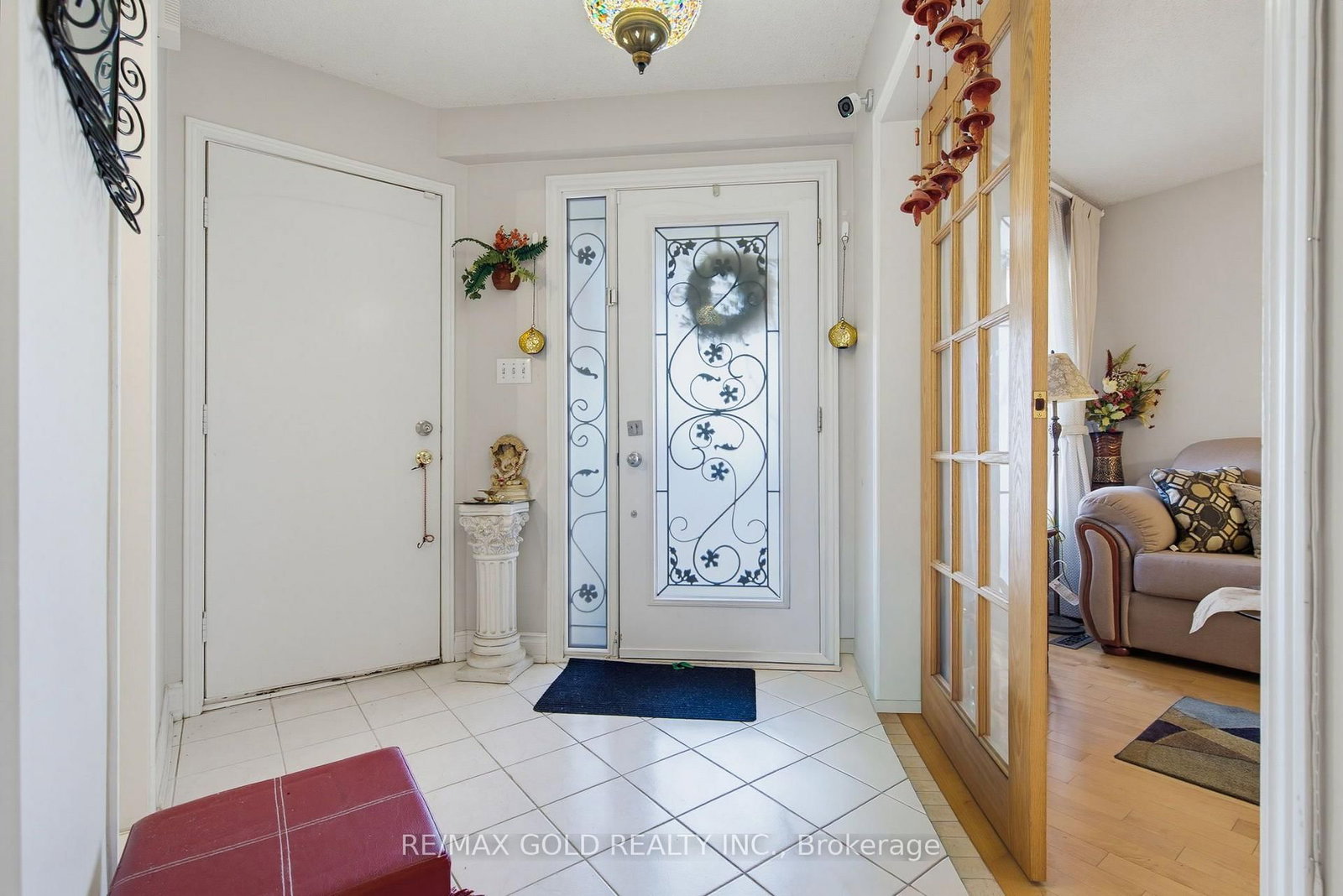 51 Alaskan Summit Court • Brampton, ON photo 2