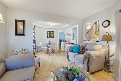 51 Alaskan Summit Court • Brampton, ON photo 5