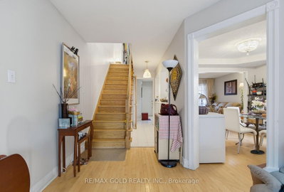 51 Alaskan Summit Court • Brampton, ON photo 9