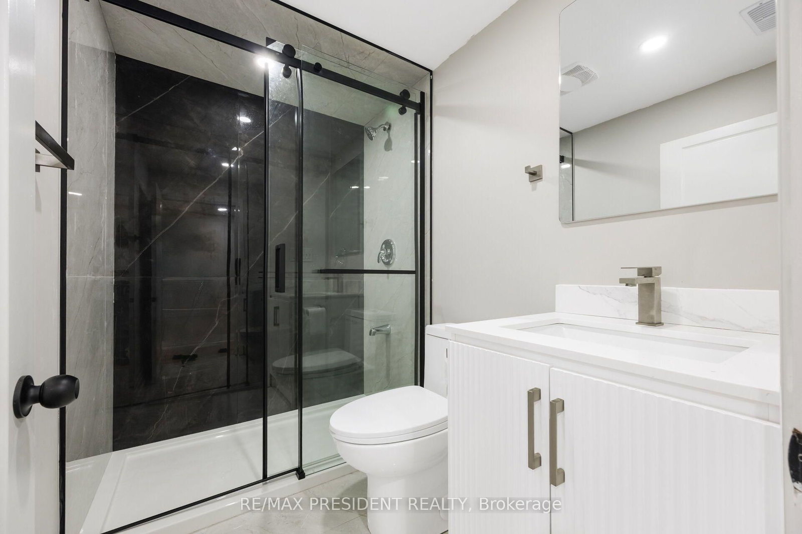 5 Simmons Boulevard • Brampton, ON photo 41