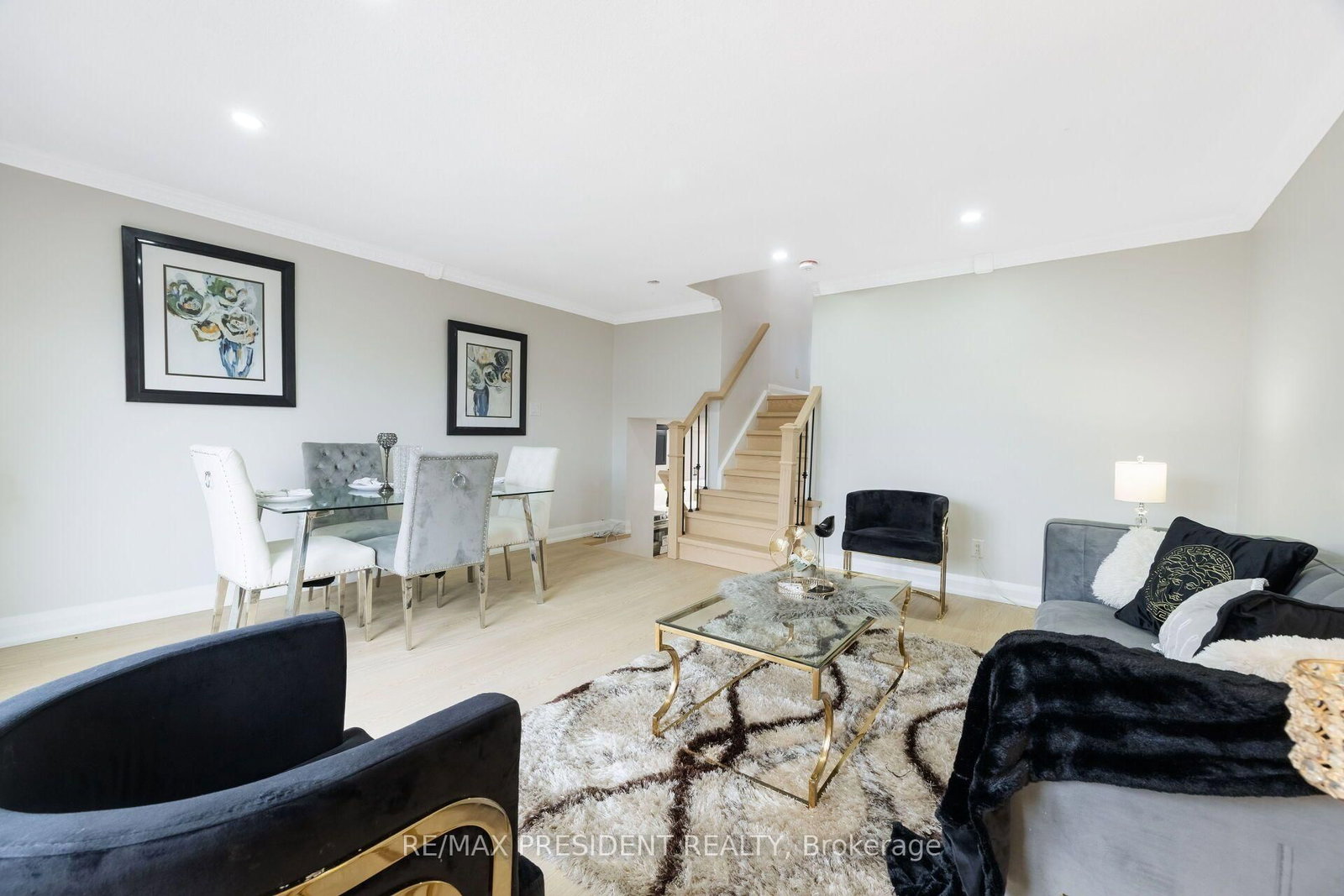 5 Simmons Boulevard • Brampton, ON photo 8