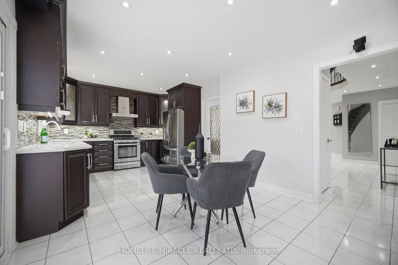 11 Barleyfield Road • Brampton, ON photo 12