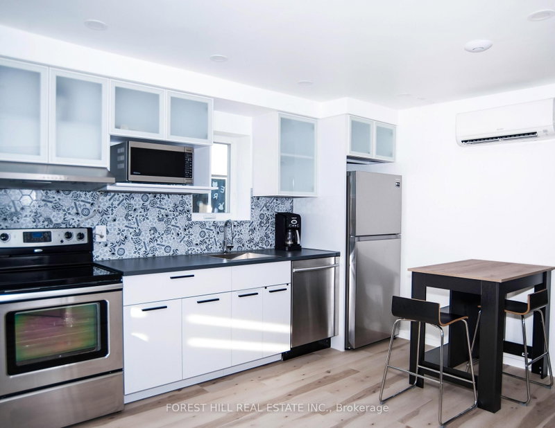 Second Floor - 214 Blackthorn Avenue