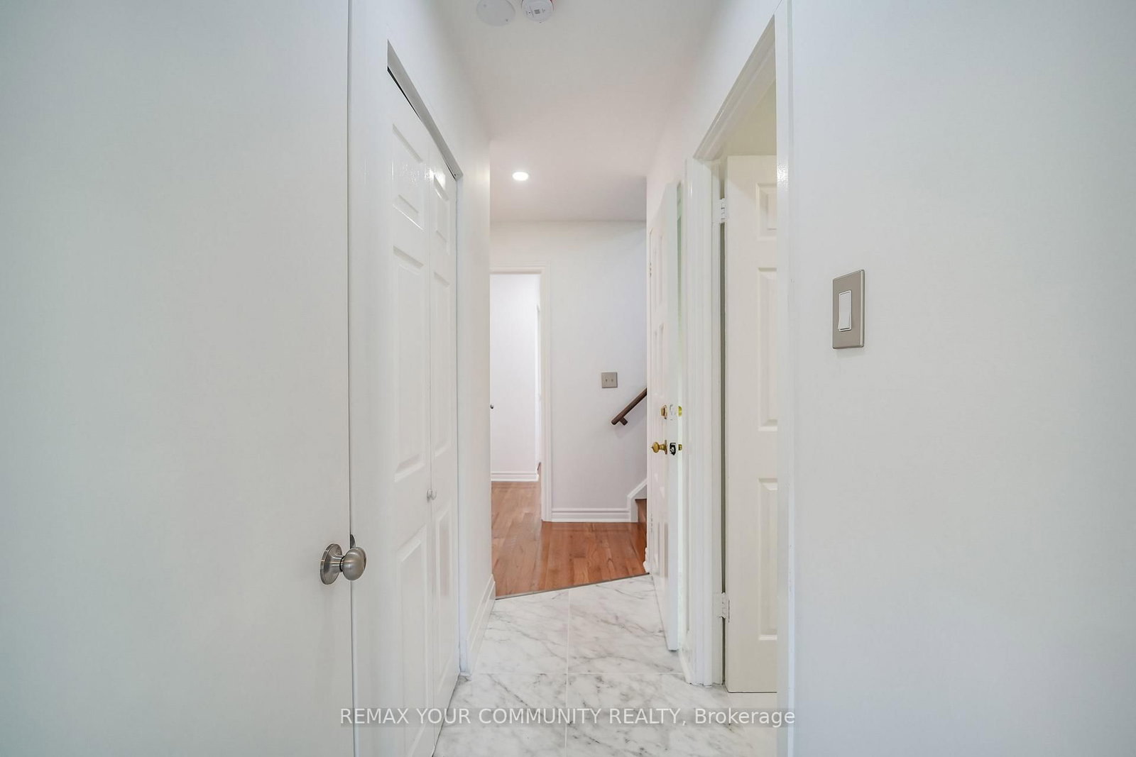 102 Hearst Circle • Toronto, ON photo 13