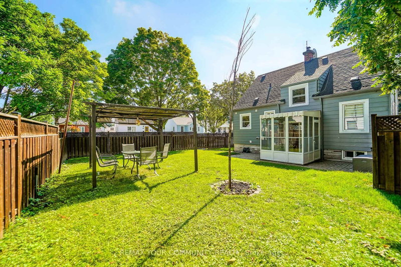 102 Hearst Circle, Toronto Circle