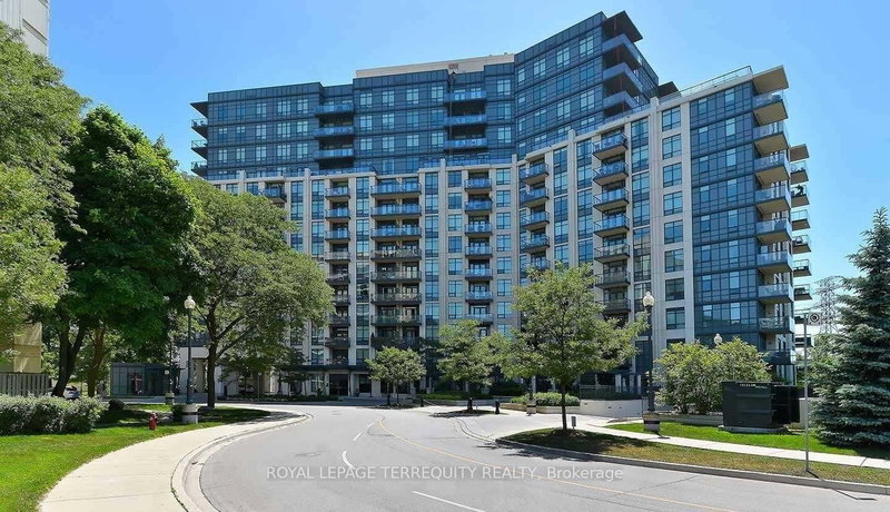 218 - 1135 Royal York Road