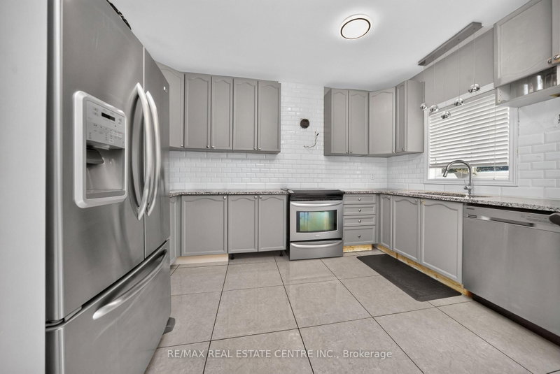 3 Twin Willow Brampton,ON L7A 1J9 — Photo 8