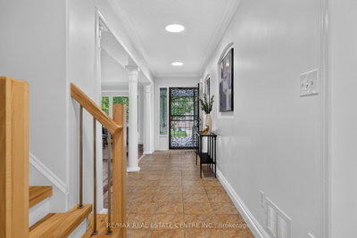 1667 Dempsey Crescent • Milton, ON photo 6