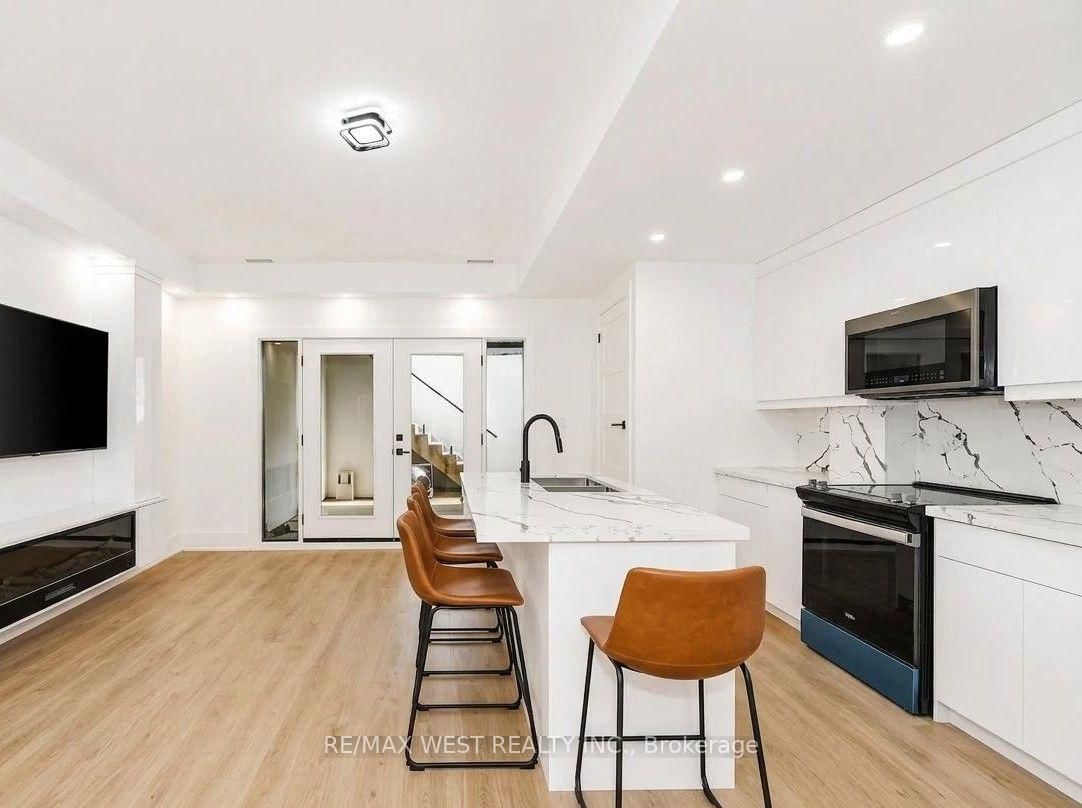 53 Celt Avenue • Toronto, ON photo 22