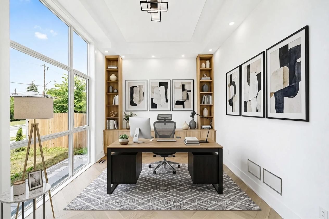 53 Celt Avenue • Toronto, ON photo 4