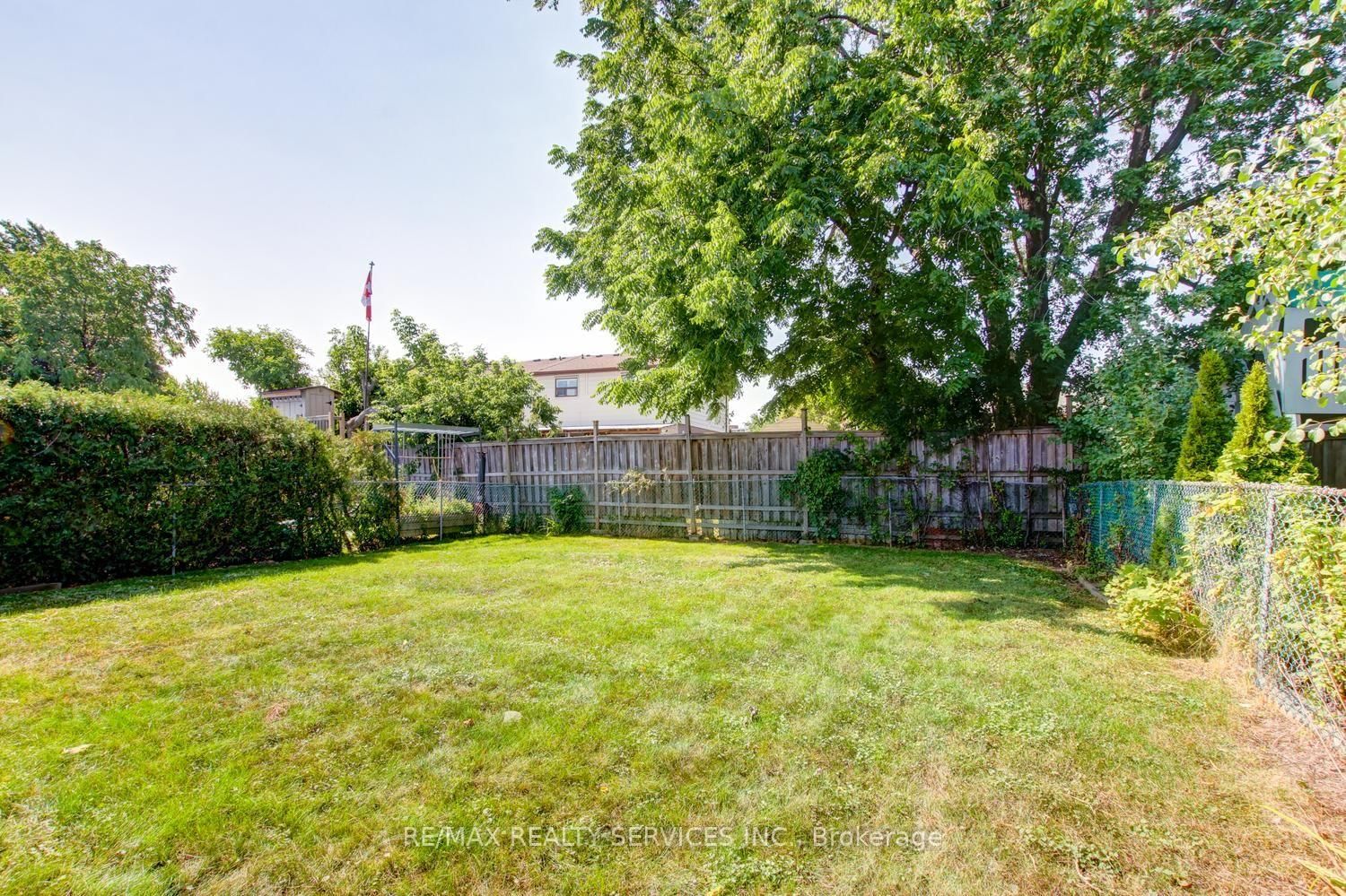 21 Finchgate Boulevard • Brampton, ON photo 38