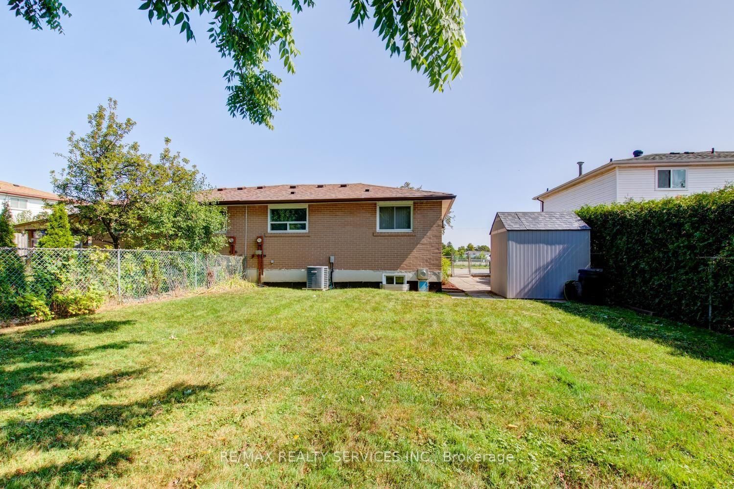 21 Finchgate Boulevard • Brampton, ON photo 40