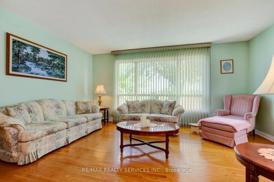 21 Finchgate Boulevard • Brampton, ON photo 6