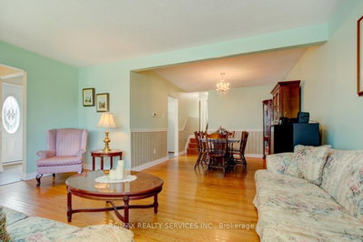 21 Finchgate Boulevard • Brampton, ON photo 7