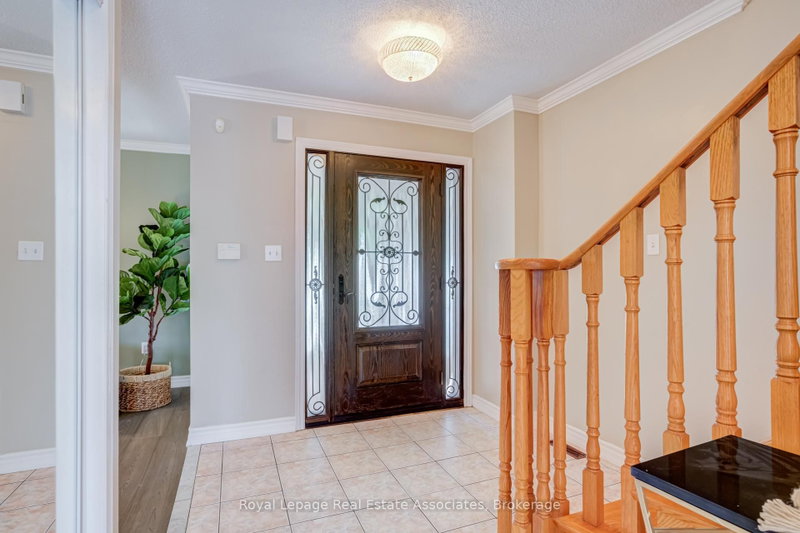 5453 Middleport Crescent