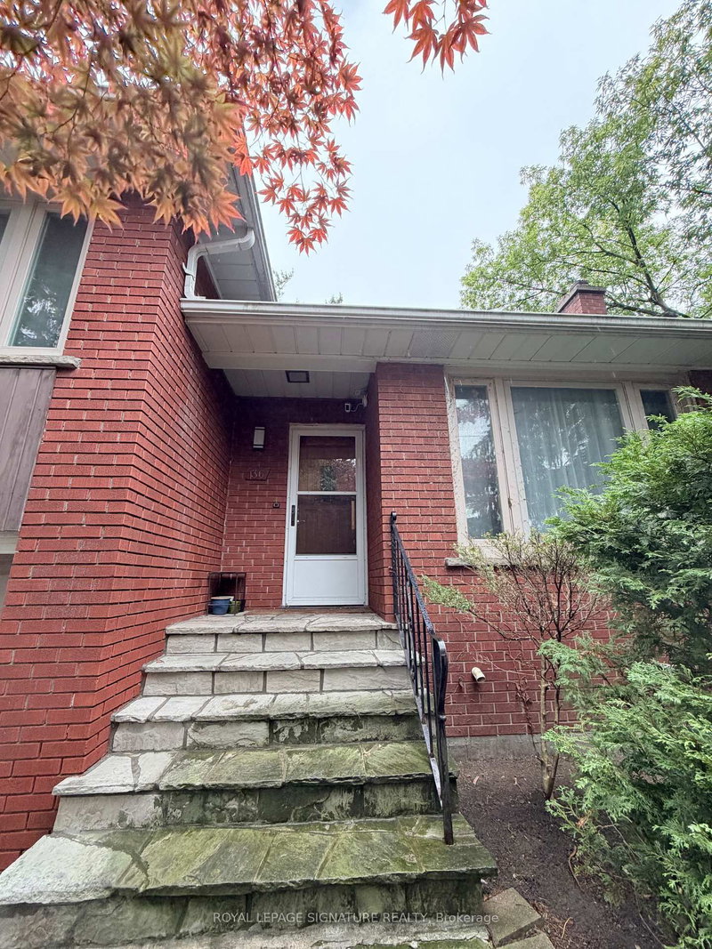 Main - 36 Royalavon Crescent