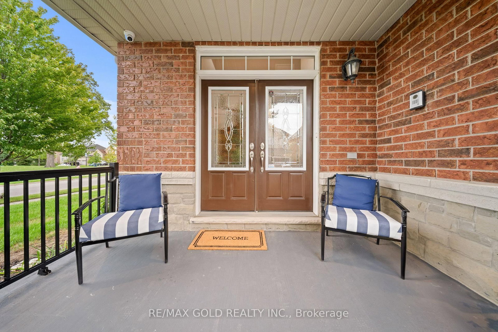 1 Daylilly Terrace • Brampton, ON photo 3