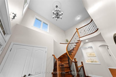 1 Daylilly Terrace • Brampton, ON photo 4