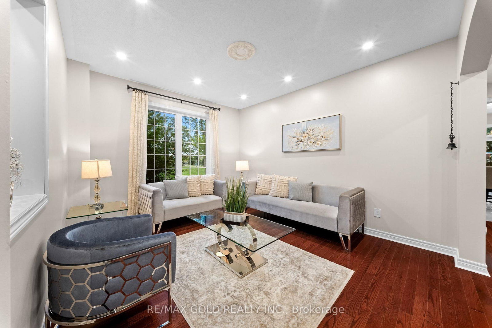 1 Daylilly Terrace • Brampton, ON photo 6