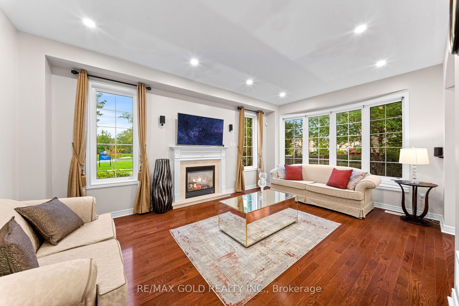 1 Daylilly Terrace • Brampton, ON photo 8